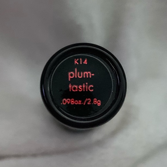 Brand New YBF Power Pout Lip Lacquer / Plumtastic - Picture 2 of 2